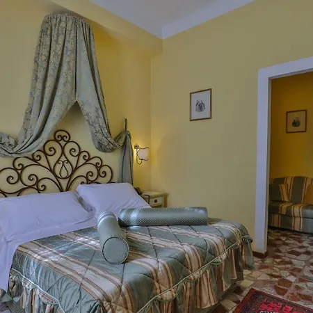 Torre La Cappuccina Hotel 4*